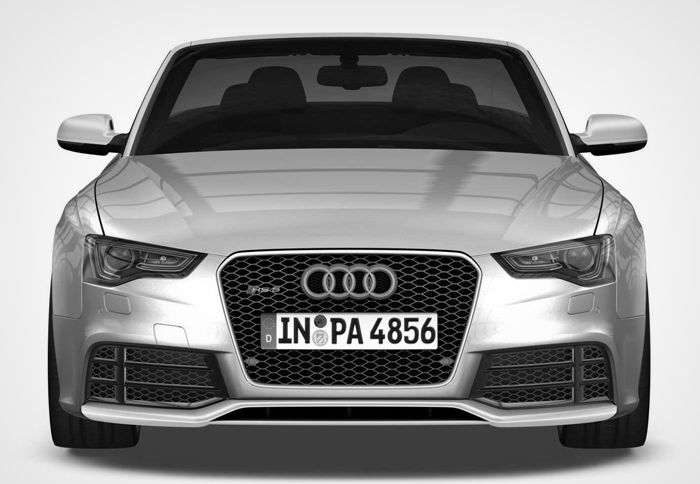 Το RS5 Cabriolet θα φέρει το V8 μοτέρ των 4,2 λτ., απόδοσης 450 ίππων και 430 Nm ροπής.